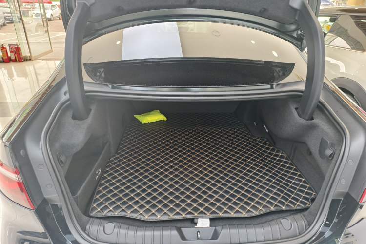 Used Jaguar XFL 2022 XFL 2.0T P250 Two-Wheel-Drive Elite Sport Edition
