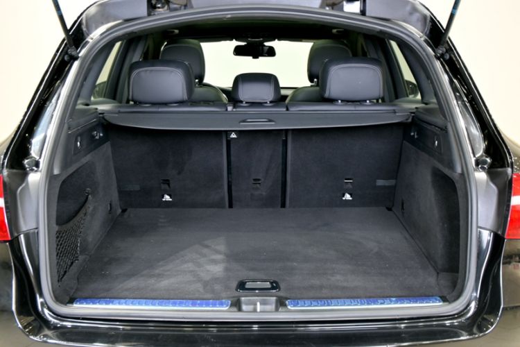 Used Mercedes-Benz GLC 2018 Facelifted GLC 260 4MATIC Dynamic Edition
