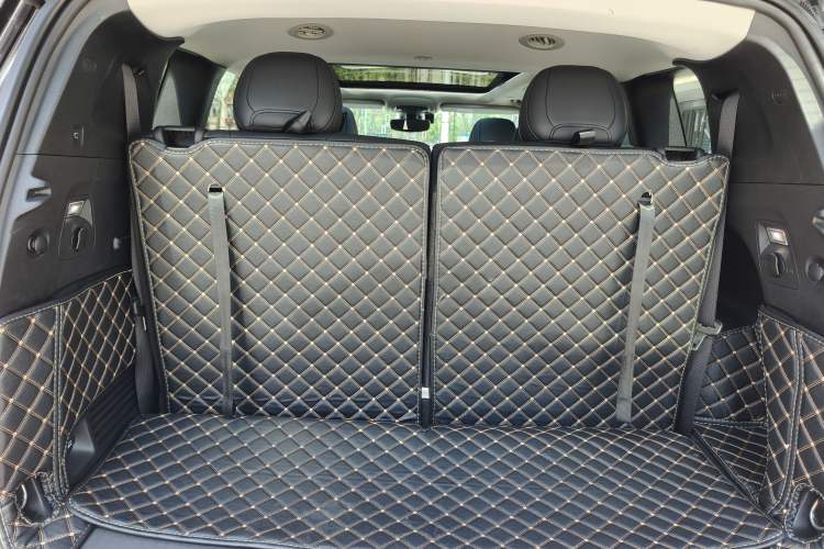 Used  Grand Commander 2018 2.0T Four-Wheel Drive Premium Navigation Version China V