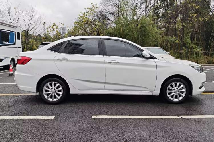 Used Changan Alsvin V7 2016 1.6L Manual Enjoyment Model China V Standard
