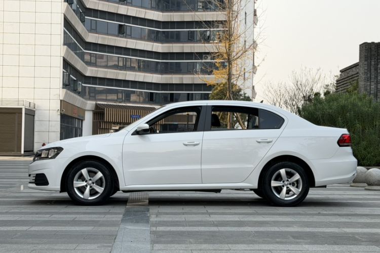 Used Volkswagen Lavida 2019 Lavida Start 1.5L Automatic Trendy Version China VI Standard
