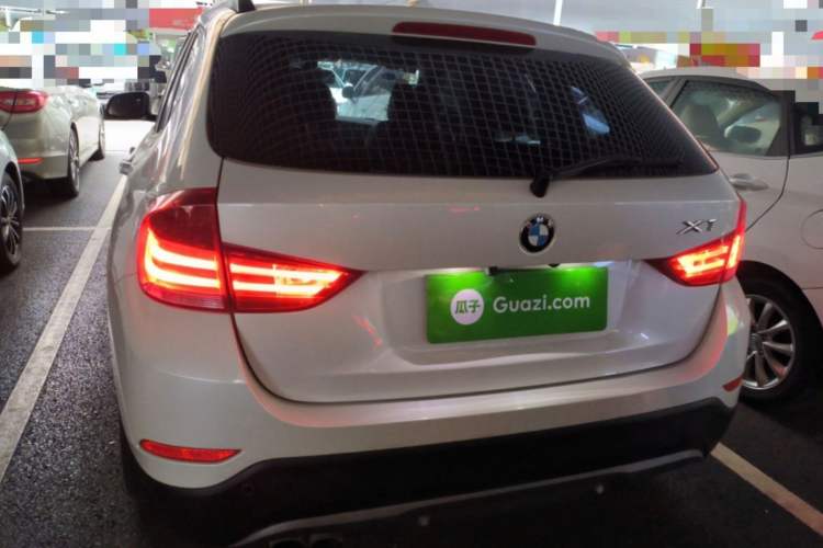 Used BMW X1 2015 sDrive18i Leading Edition
