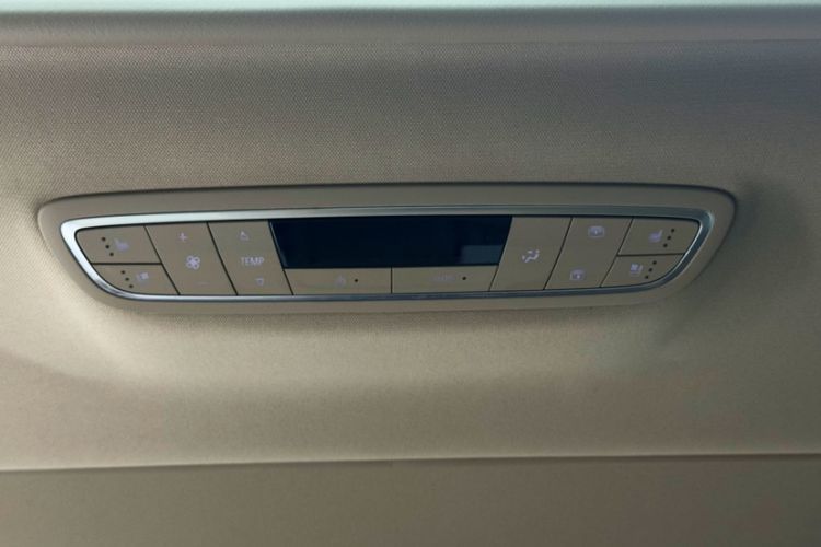 Used Buick GL8 2017 ES 28T Luxury Model China V Standard
