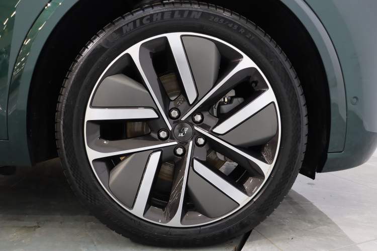 Used Li Auto L9 2024 Ultra Model
