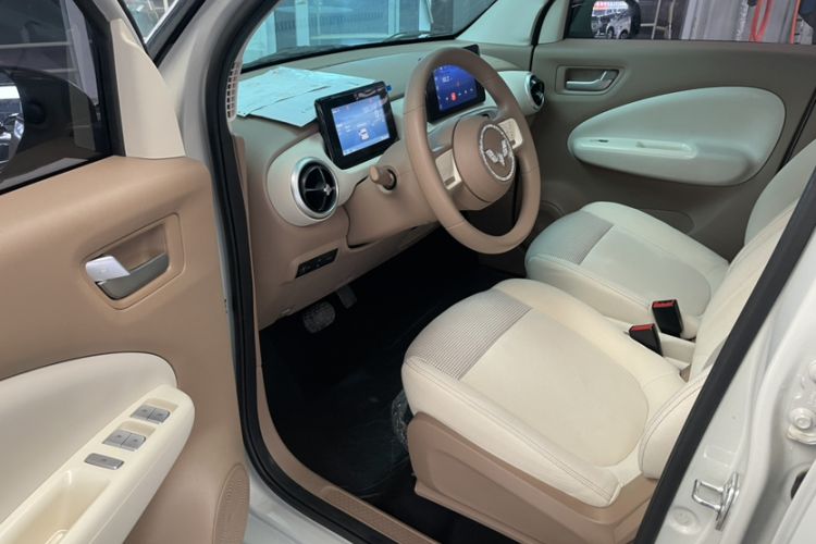 Used Wuling Hongguang MINIEV 2025 Four-Door Version Zhenxiang+ Edition