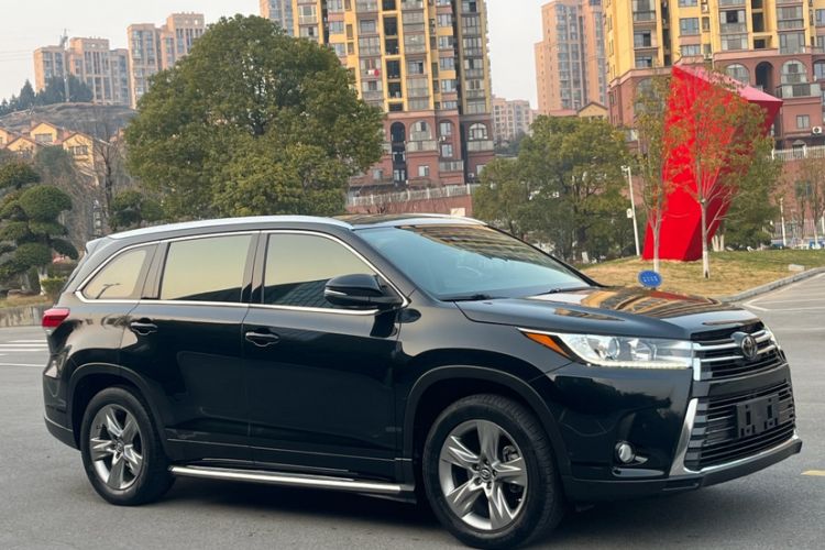 Used Toyota Highlander 2018 2.0T Four-Wheel Drive Prestige Version 7 Seats China VI Standard