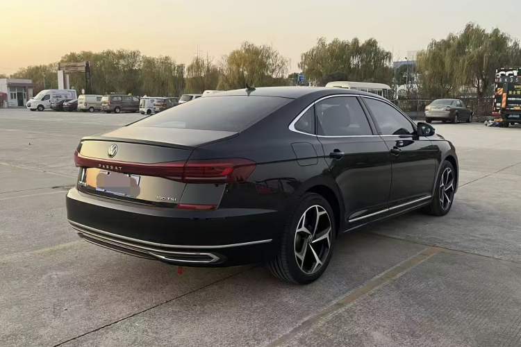 Used Volkswagen Passat 2024 380TSI Starry Elite Edition
