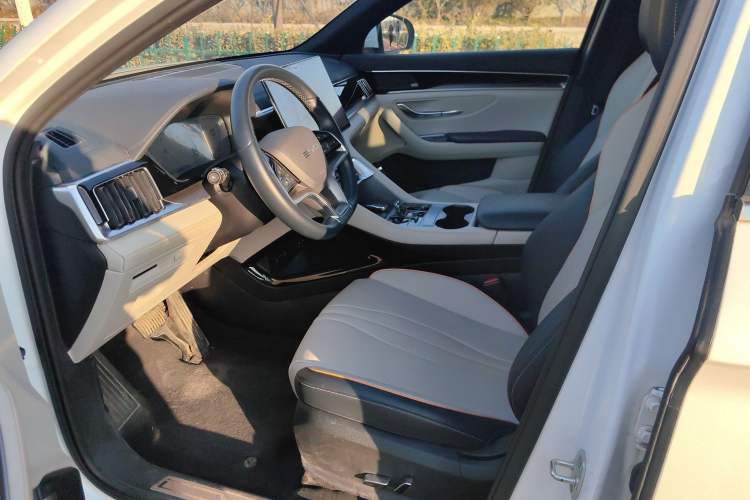 Used BYD Song PLUS New Energy 2023 Champion Edition DM-i 150KM Flagship PLUS 5G