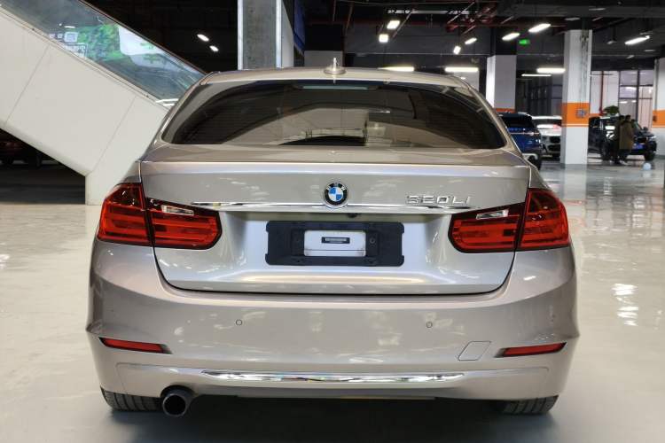 Used BMW 3 Series 2015 320Li Luxury Design Package
