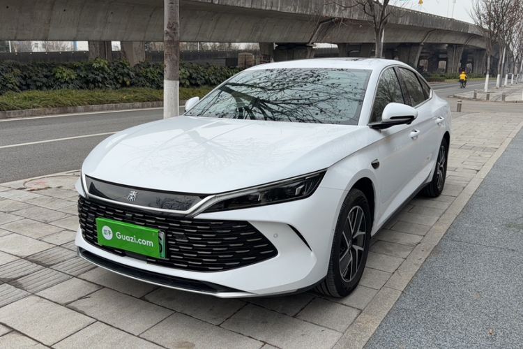 Used BYD Qin L 2025 DM-i Smart Drive 120KM Leading Model