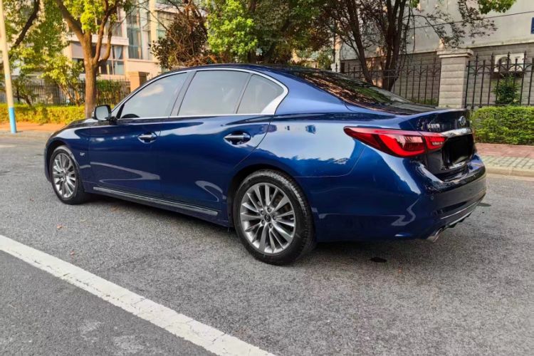 Used Infiniti Q50L 2018 2.0T Enjoyment Version China VI Standard
