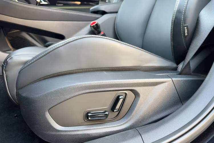 Used Lynk & Co 03 2025 1.5TD DCT Champion Edition Plus
