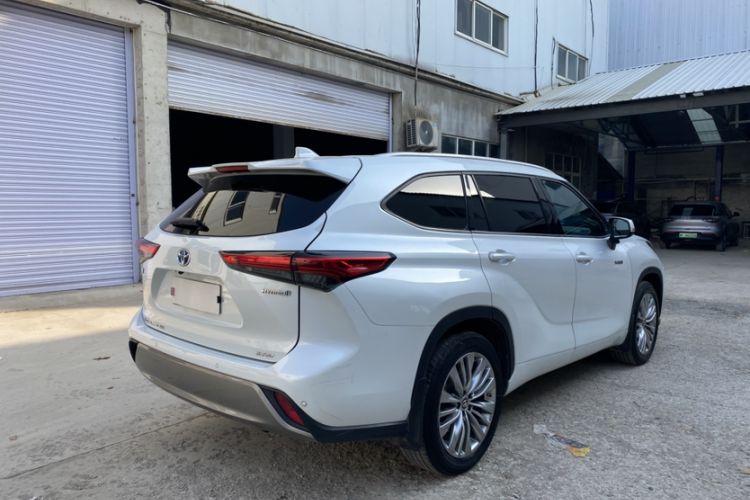 Used Toyota Highlander 2022 Dual-Engine 2.5L Four-Wheel Drive Prestige Version 7 Seats