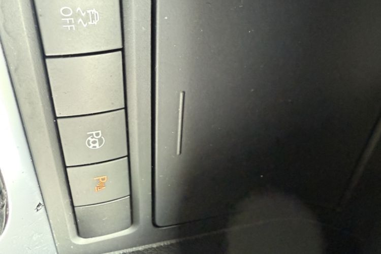 Used Volkswagen Golf 2011 1.4 TSI Luxury Touring Edition
