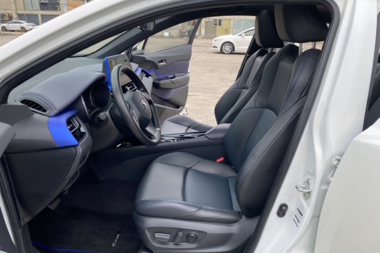 Used Toyota C-HR 2020 2.0L Leading Edition
