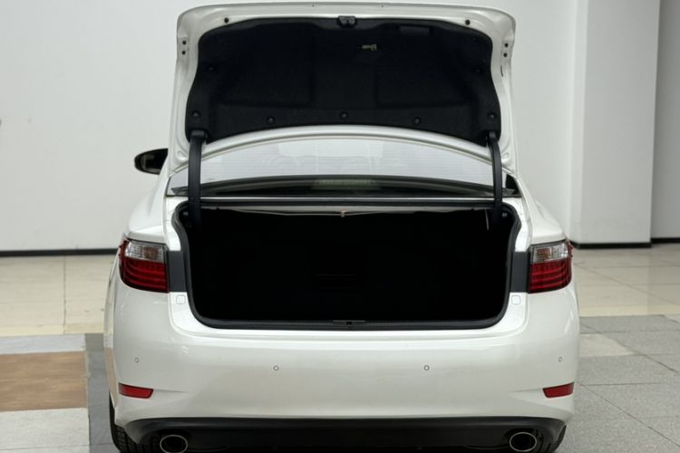 Used Lexus ES 2014 250 Elite Edition
