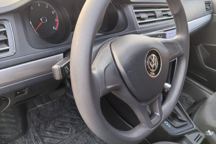 Used Volkswagen Lavida 2019 Lavida Start 1.5L Automatic Trendy Version China VI Standard