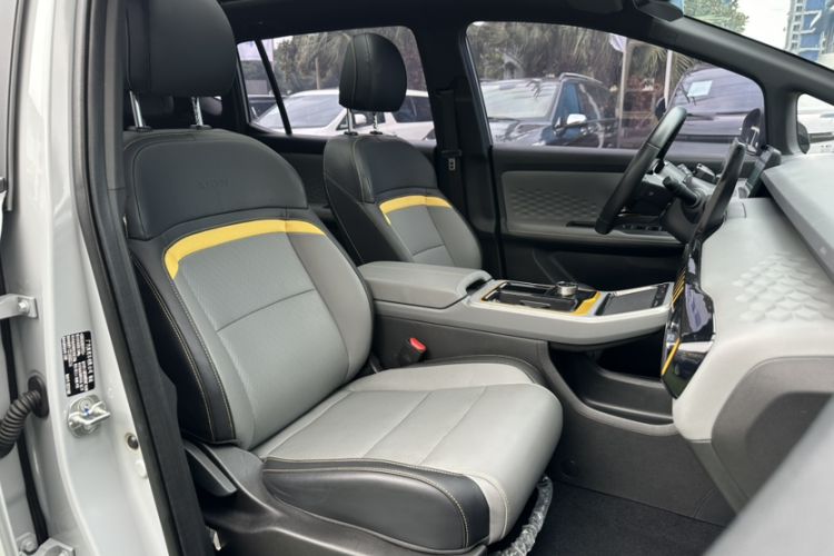 Used AION Y 2022 70 Tech Edition Lithium Iron Phosphate
