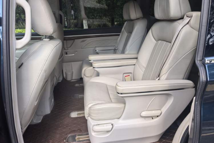 Used GAC Trumpchi M8 2018 320T Luxury Edition
