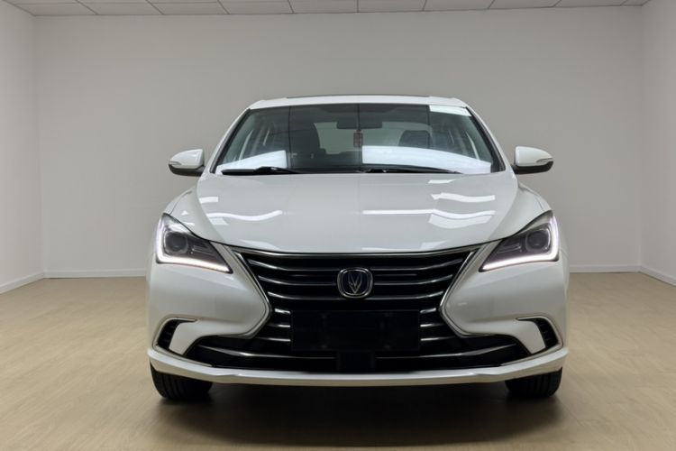 Used Changan Eado 2019 High-Energy Edition 1.6L GDI Manual Pioneer Model China VI Standard
