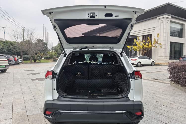 Used Toyota FRONTLANDER 2023 2.0L CVT Leading Edition
