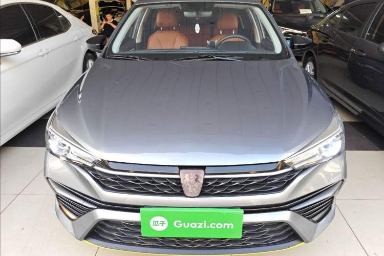 Used Roewe i5 2021 1.5L Manual Platinum Edition
