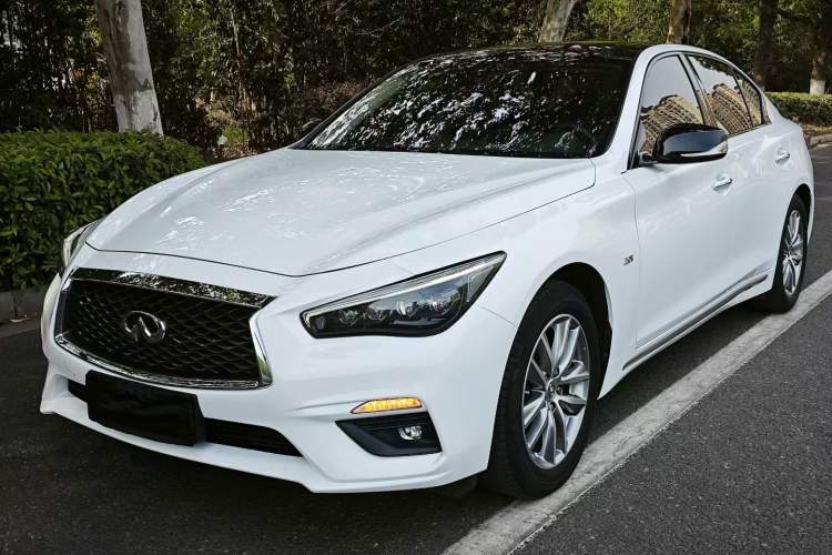 Used Infiniti Q50L 2018 2.0T Comfort Edition China VI Standard
