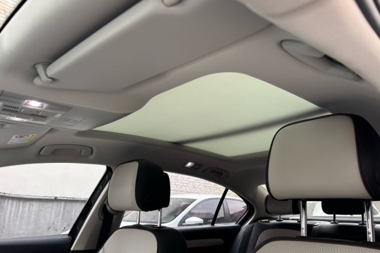 Used Volkswagen Magotan 2023 2 Million Units Commemorative Edition 330TSI DSG Luxury Version