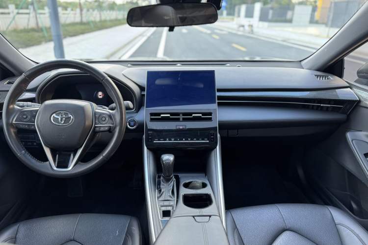 Used Toyota Avalon 2023 2.5L Luxury Edition