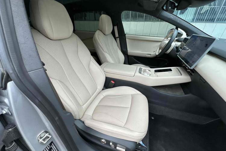 Used XPeng P7+ 2024 Long-Range Max
