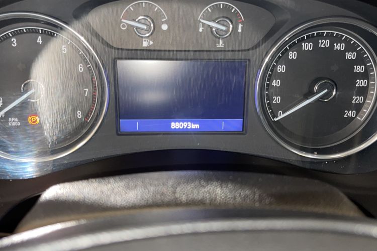 Used Buick LaCrosse 2021 652T Luxury Model
