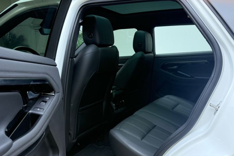 Used Land Rover Range Rover Evoque 2020 249 PS R-DYNAMIC SE Sport Technology Edition
