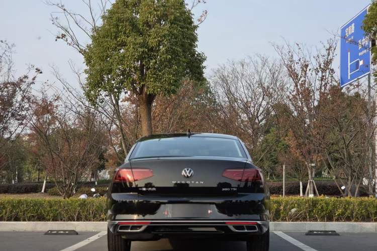 Used Volkswagen Magotan 2025 Zhongxiang Version 280TSI DSG Comfort Edition
