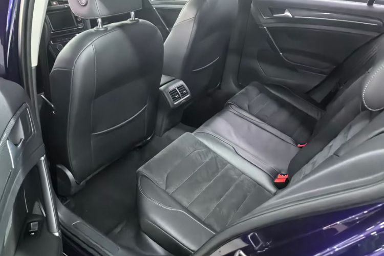 Used Volkswagen Golf 2018 230TSI Automatic Luxury Version