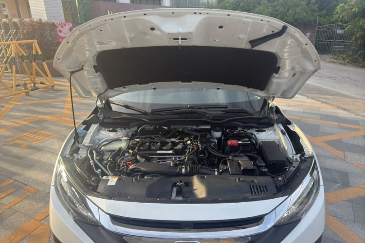 Used Honda Civic 2016 220TURBO CVT Prestige Edition
