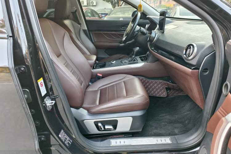 Used Wey VV5 2017 2.0T Ultra-Luxury Version
