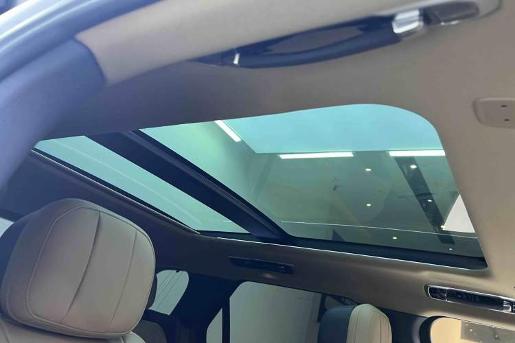 Used Land Rover Range Rover Sport 2023 400PS Dynamic SE