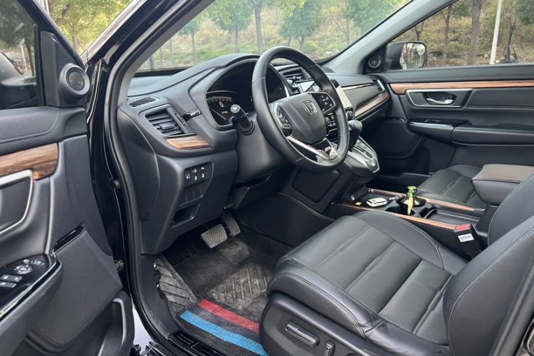 Used Honda CR-V 2021 240TURBO CVT 2WD Fashion Edition
