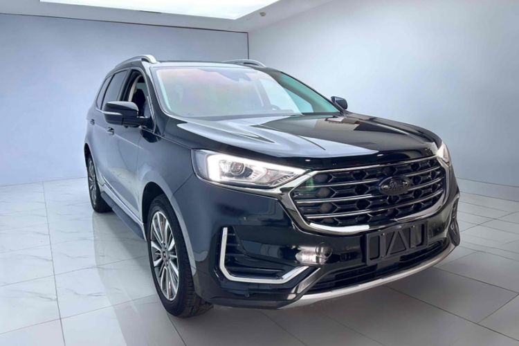 Used Ford Edge 2021 PLUS EcoBoost 245 Two-Wheel-Drive Titanium 7-Seater