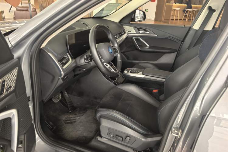 Used BMW iX1 2023 xDrive30L M Sport Package
