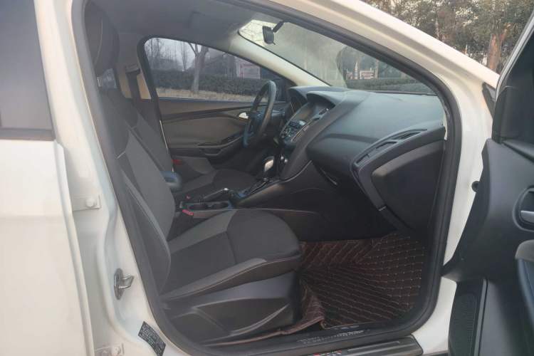 Used Ford Focus 2012 Hatchback 1.6L Automatic Comfort Model