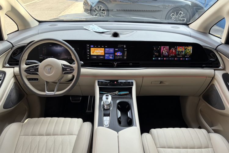 Used VOYAH Dream 2022 Low-Carbon Edition Dream+ Smart Enjoyment Package
