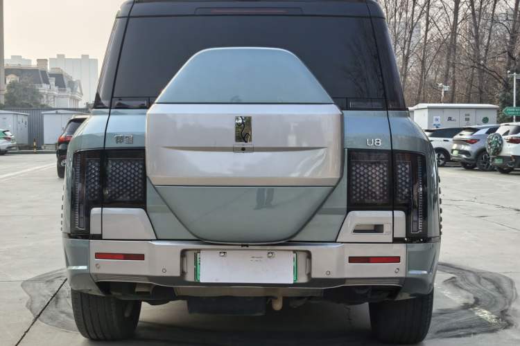 Used  U8 2023 Luxury Edition