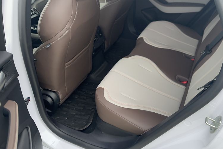 Used BYD Qin PLUS 2024 HONOR Edition DM-i 55KM Leading Model
