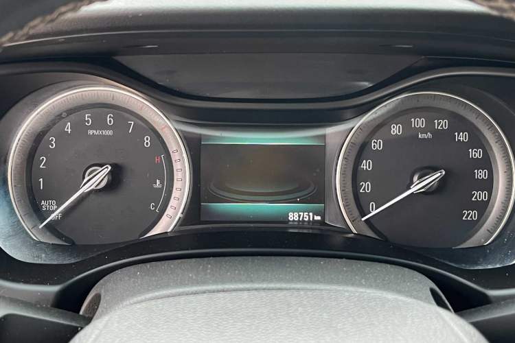 Used Buick GL6 2019 18T 6-Seater Connected Luxury Version China VI Standard
