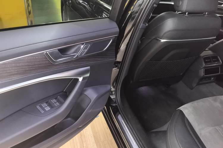 Used Audi A6L 2023 Revised 45 TFSI Prestige Dynamic Edition
