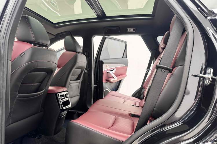 Used Jetour X70 PLUS 2021 1.6T DCT Base 5-Seater
