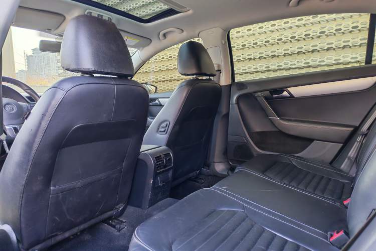 Used Volkswagen Magotan 2015 1.8TSI Advanced Model