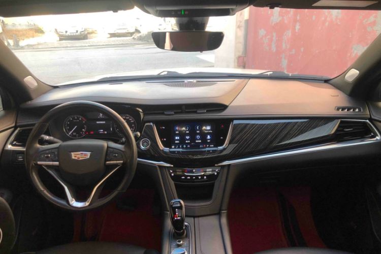 Used Cadillac XT6 2022 2.0T Six-Seater Four-Wheel Drive Luxury Version
