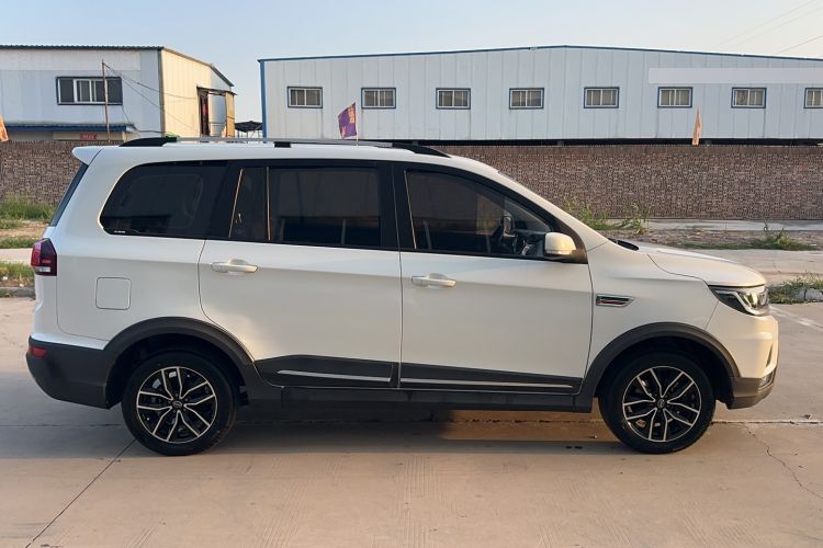 Used SWM X3 2020 1.5L Manual Value Edition 7 Seats
